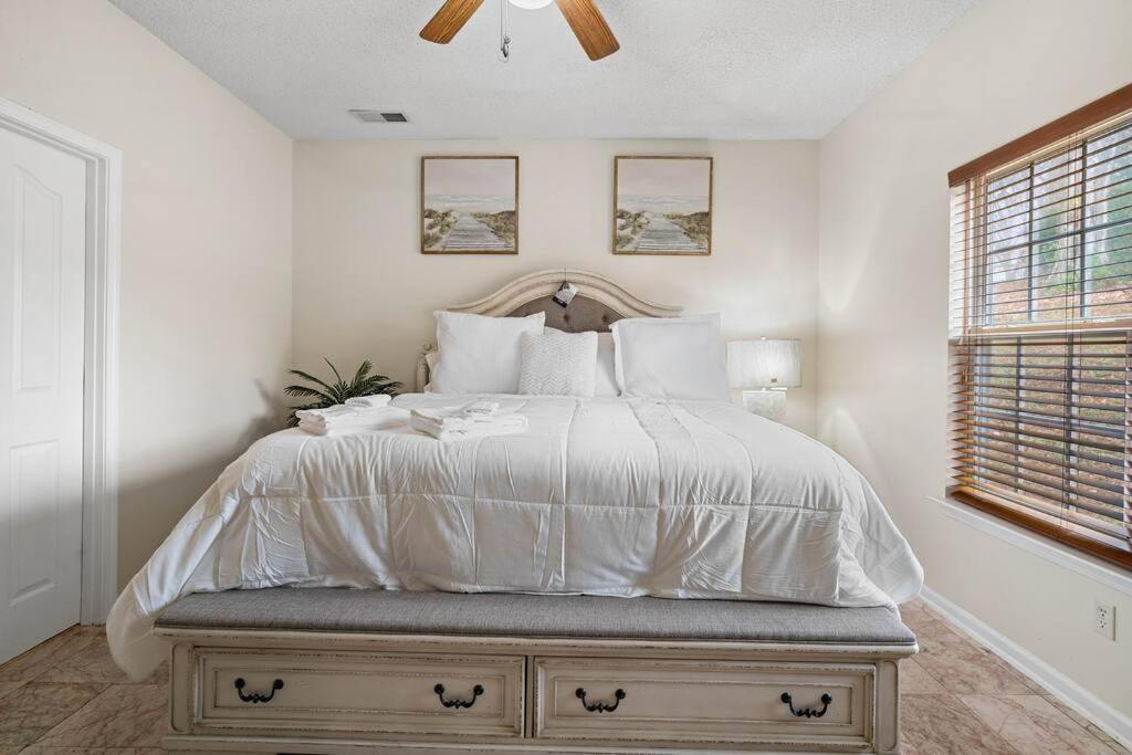 Cozy 4B 2 5B University Home King Beds Jacuzzi Charlotte Bagian luar foto