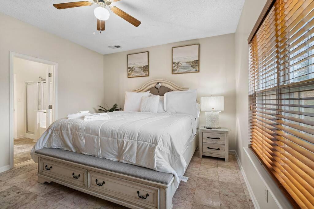 Cozy 4B 2 5B University Home King Beds Jacuzzi Charlotte Bagian luar foto